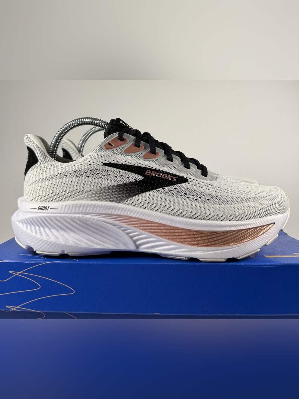 Brooks Ghost 17 Women's Size 9.5D Wide White Black Rose Gold Shoes 1204311D105
